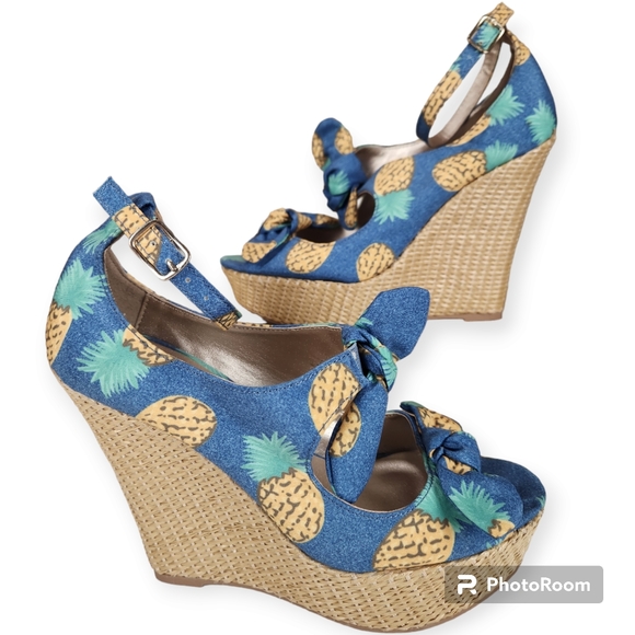 Qupid Pin-up, Retired "BluePineapple" Wedge Sandals size 6.5 NWOT - Picture 10 of 11